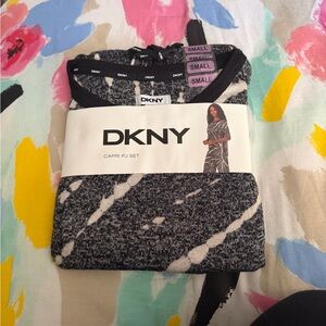 DKNY Black & Cream Marled Capri PJ Set